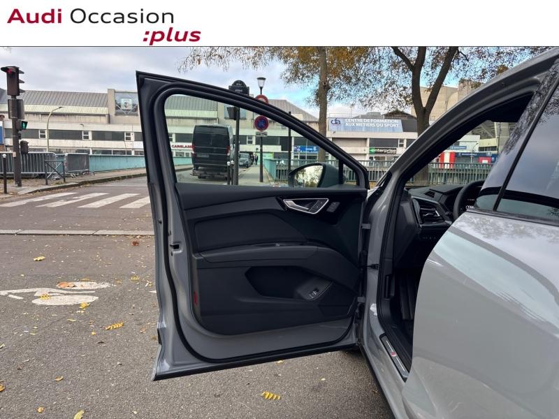 Voitures occasions Audi Q4 e-tron S line Paris
