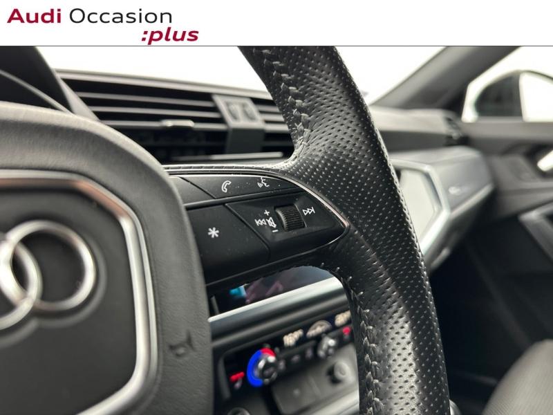 Voitures occasions Audi Q3 Sportback S line Paris