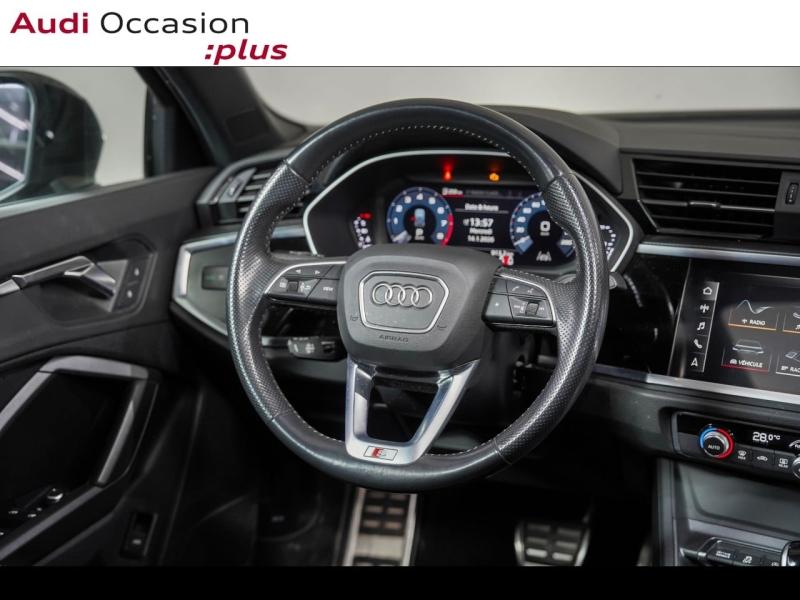 Voitures occasions Audi Q3 S line Paris