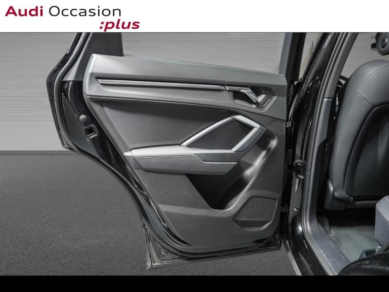 Voitures occasions Audi Q3 S line Paris
