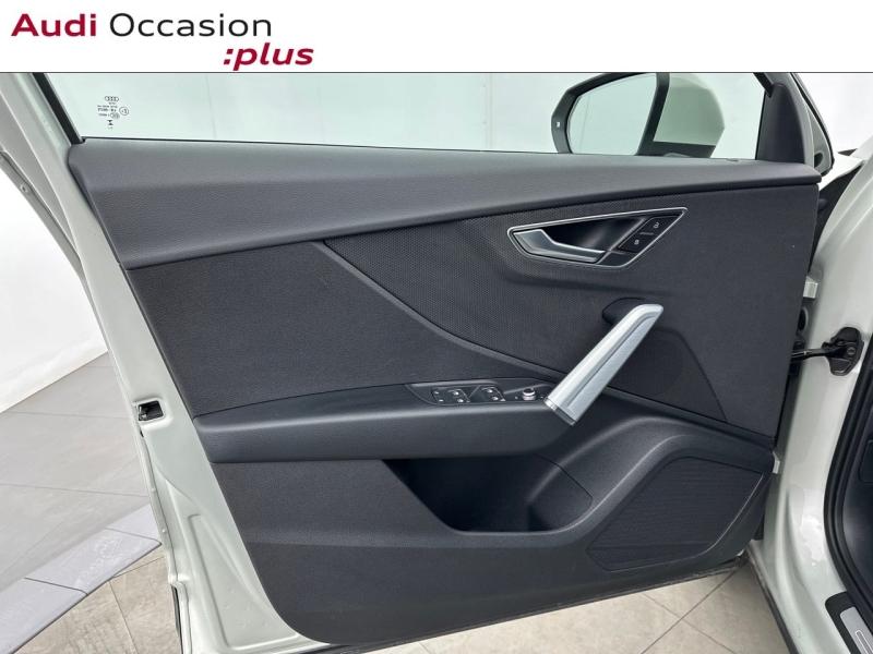 Voitures occasions Audi Q2 S line Paris