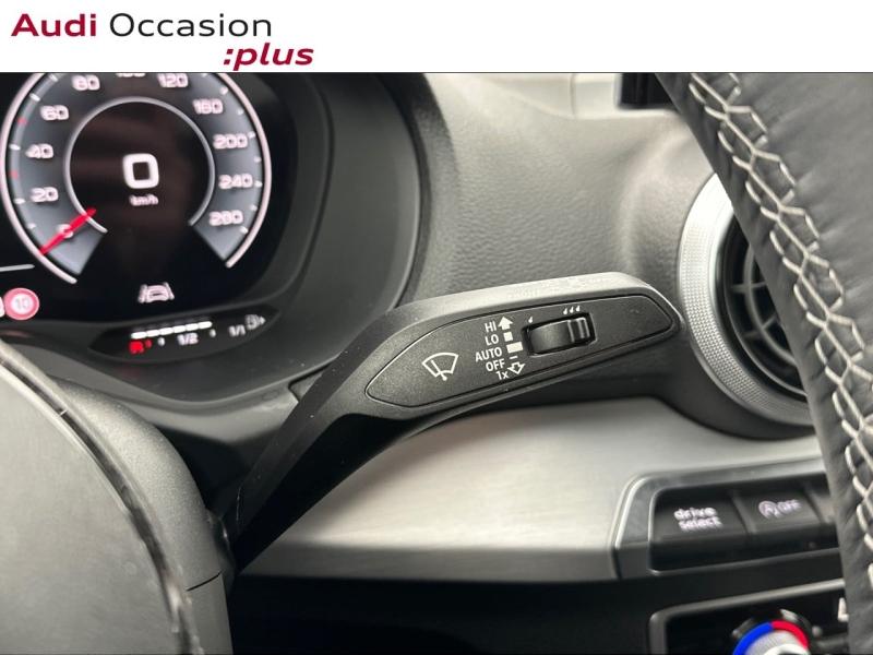 Voitures occasions Audi Q2 S line Paris