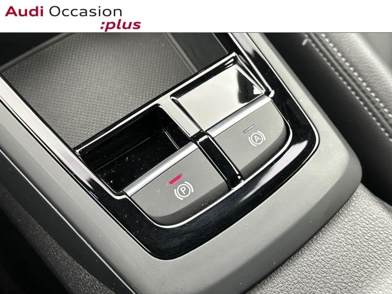 Voitures occasions Audi Q2 S line Paris