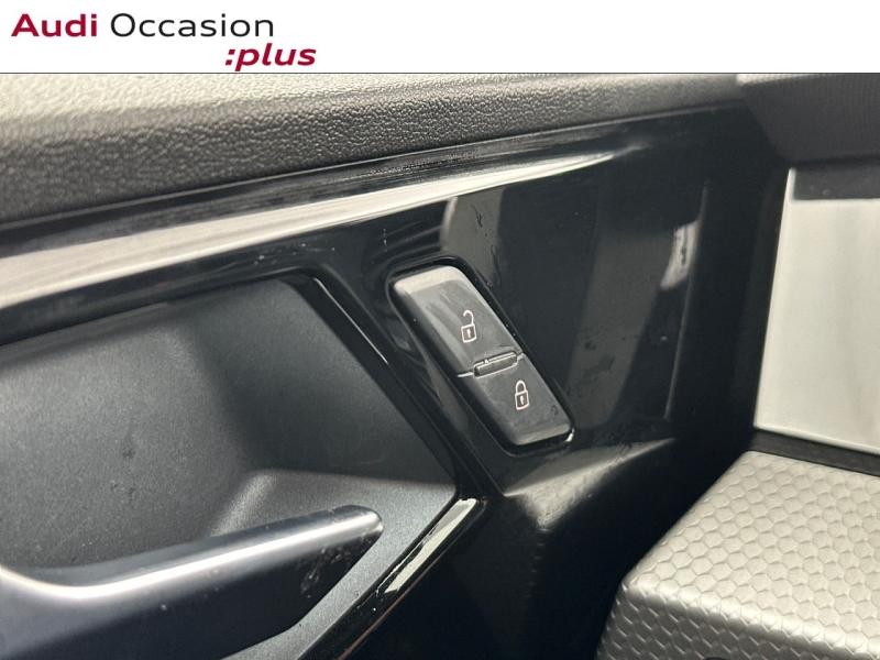 Voitures occasions Audi A1 Sportback S line plus Paris