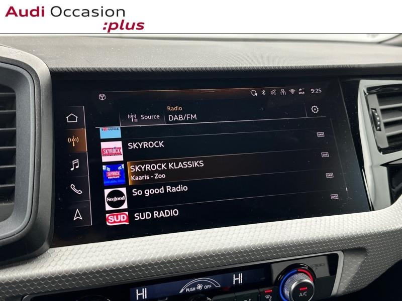 Voitures occasions Audi A1 Sportback S line plus Paris