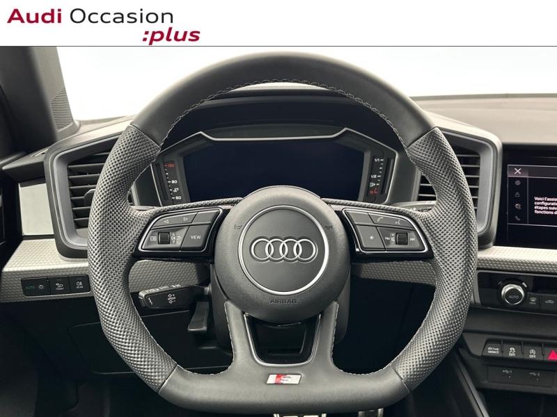 Voitures occasions Audi A1 Sportback S line plus Paris
