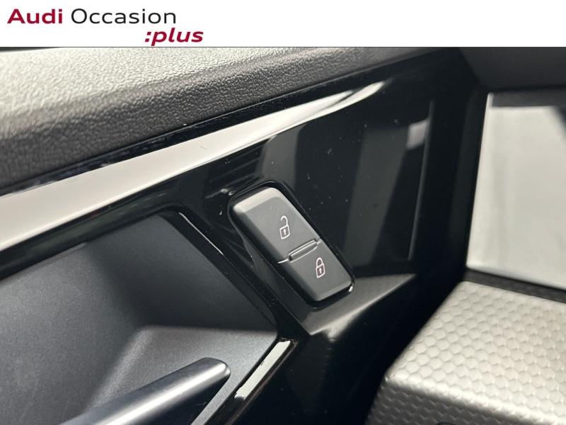 Voitures occasions Audi A1 Sportback S line plus Paris