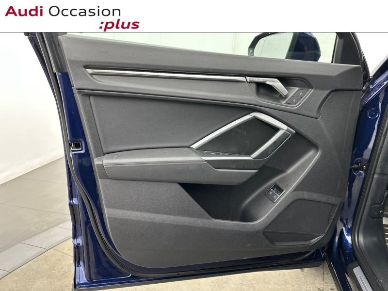 Voitures occasions Audi Q3 Sportback S line Paris