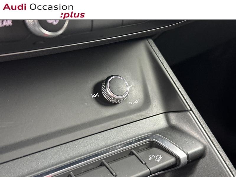 Voitures occasions Audi Q3 Sportback S line Paris