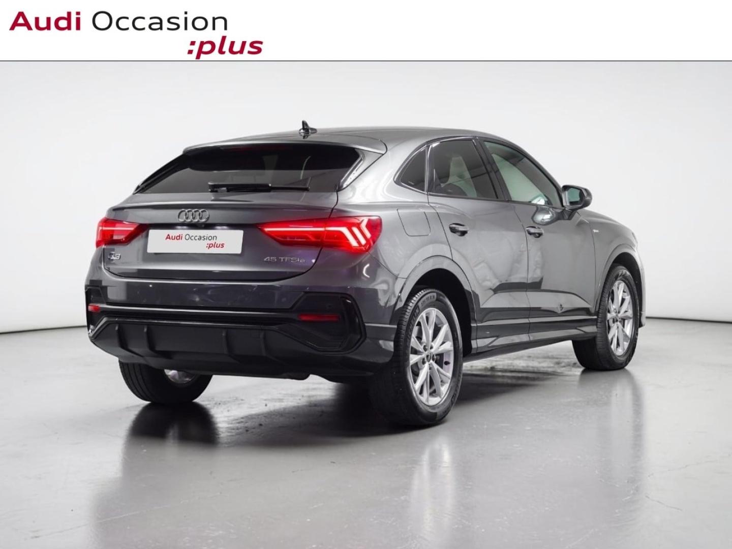 Voitures occasions Audi Q3 Sportback S line Paris