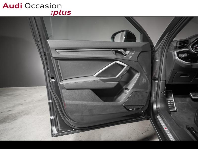 Voitures occasions Audi Q3 Sportback S line Paris