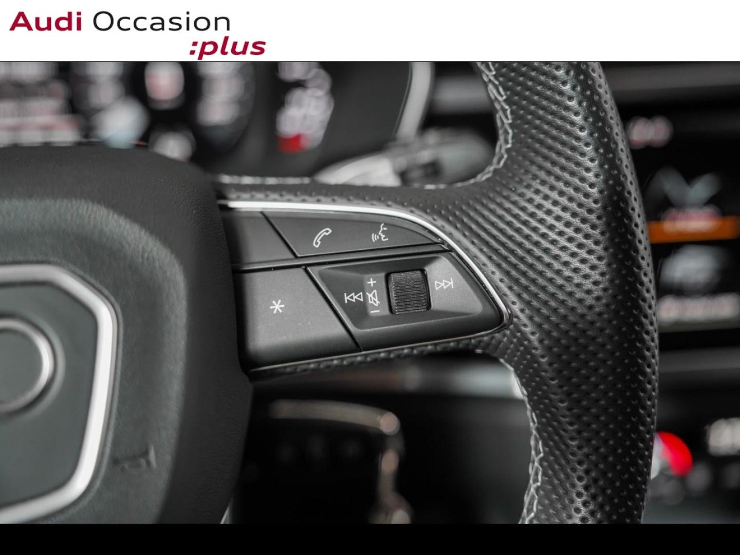 Voitures occasions Audi Q3 Sportback S line Paris