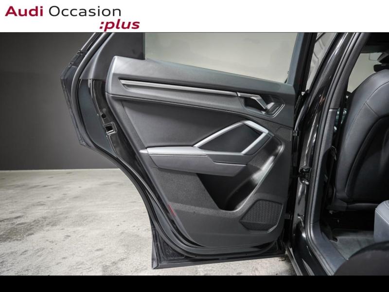 Voitures occasions Audi Q3 Sportback S line Paris