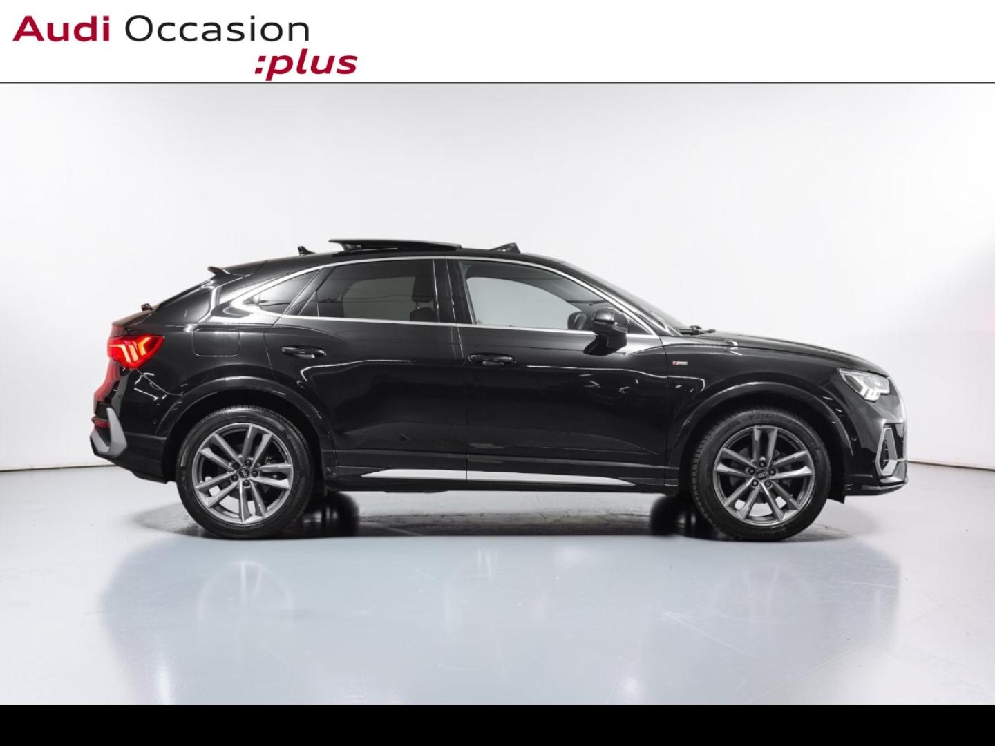 Voitures occasions Audi Q3 Sportback S line Paris