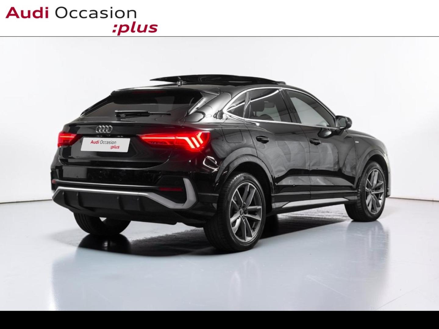 Voitures occasions Audi Q3 Sportback S line Paris