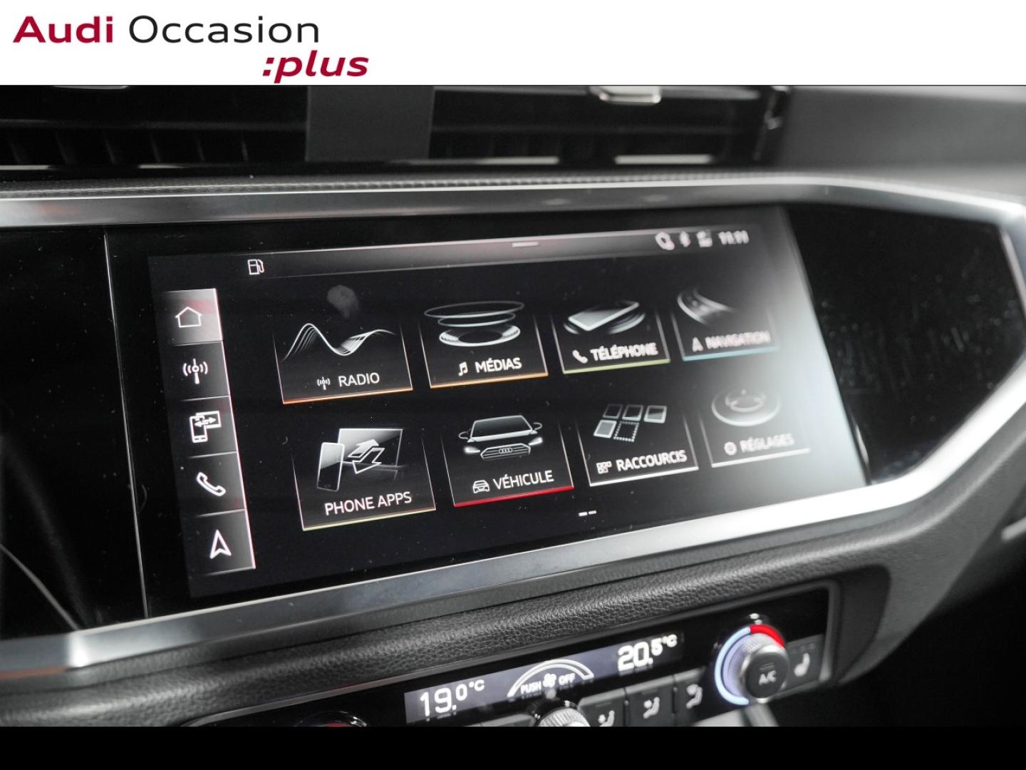 Voitures occasions Audi Q3 Sportback S line Paris