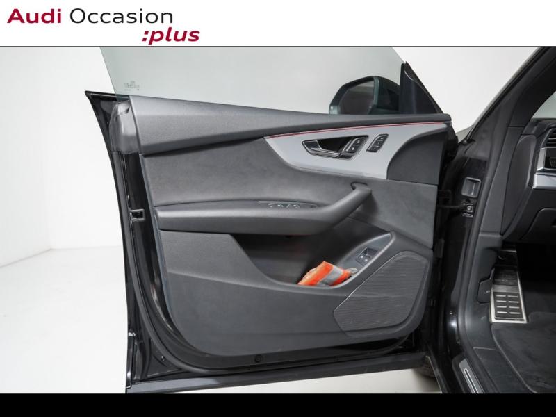 Voitures occasions Audi Q8 Compétition Paris