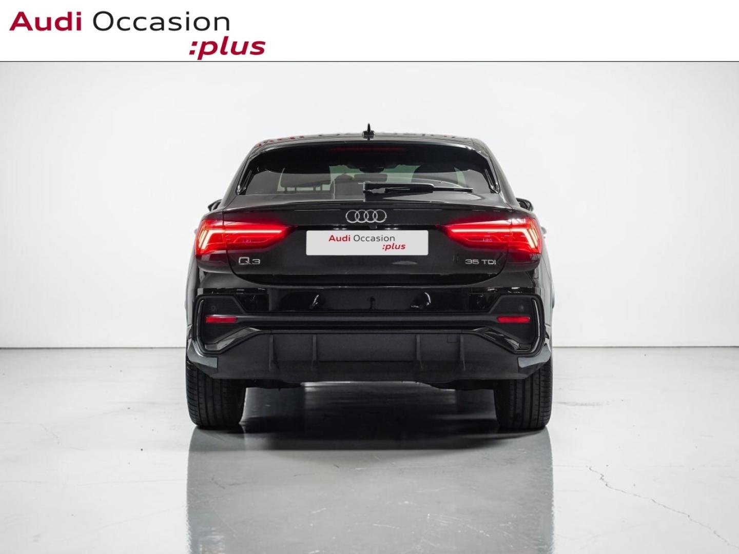 Voitures occasions Audi Q3 Sportback S line Paris