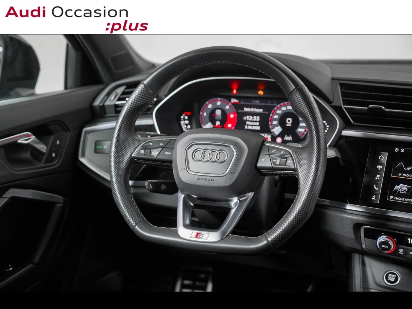 Voitures occasions Audi Q3 Sportback S line Paris