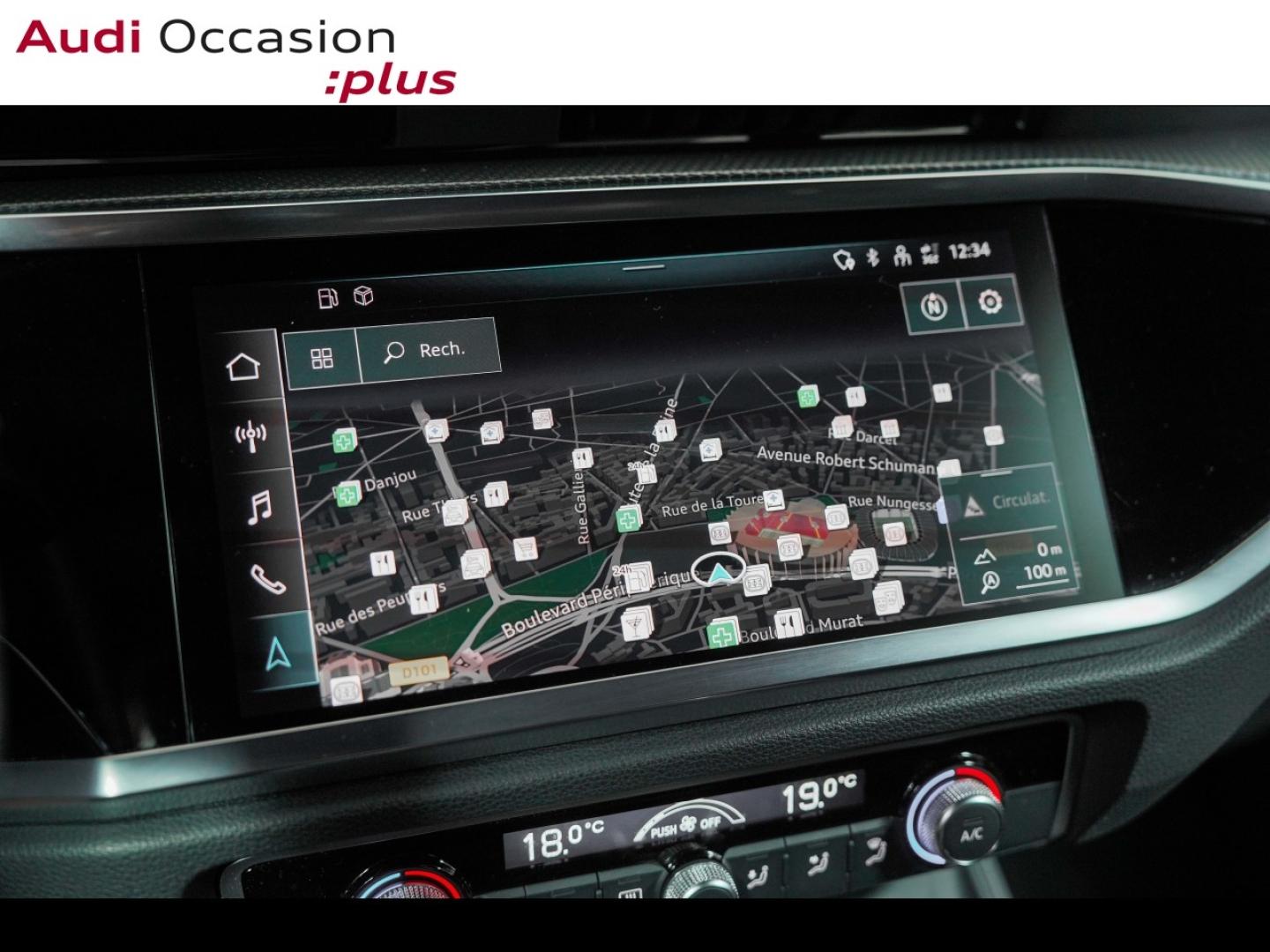 Voitures occasions Audi Q3 Sportback S line Paris