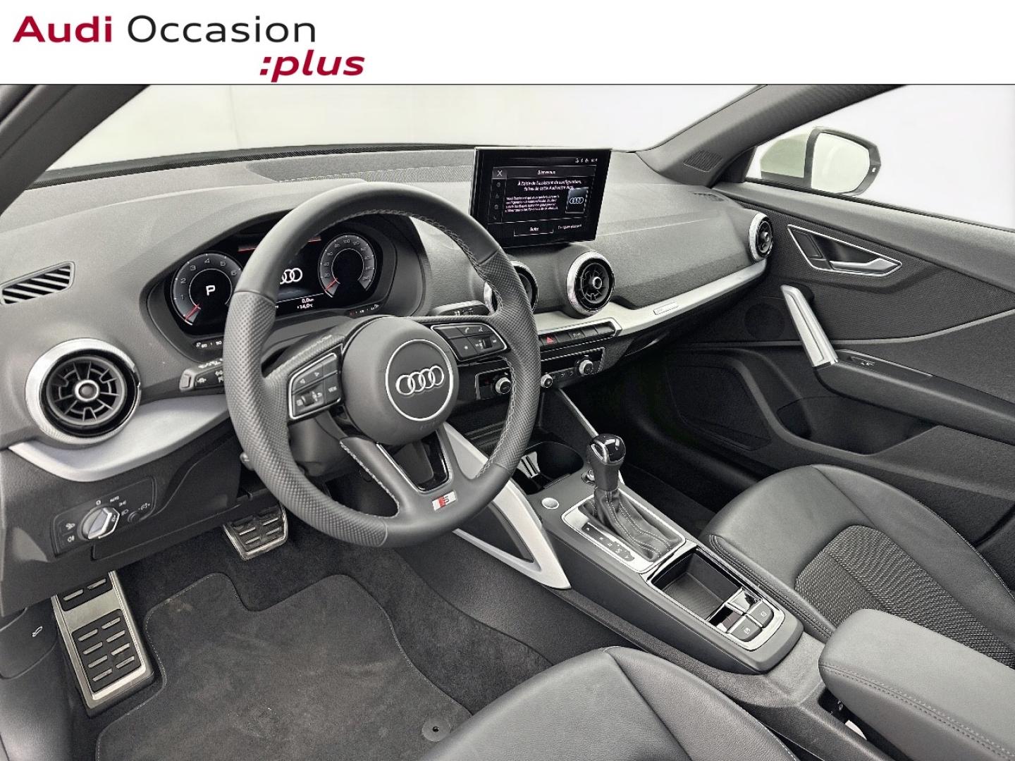 Voitures occasions Audi Q2 S line Paris