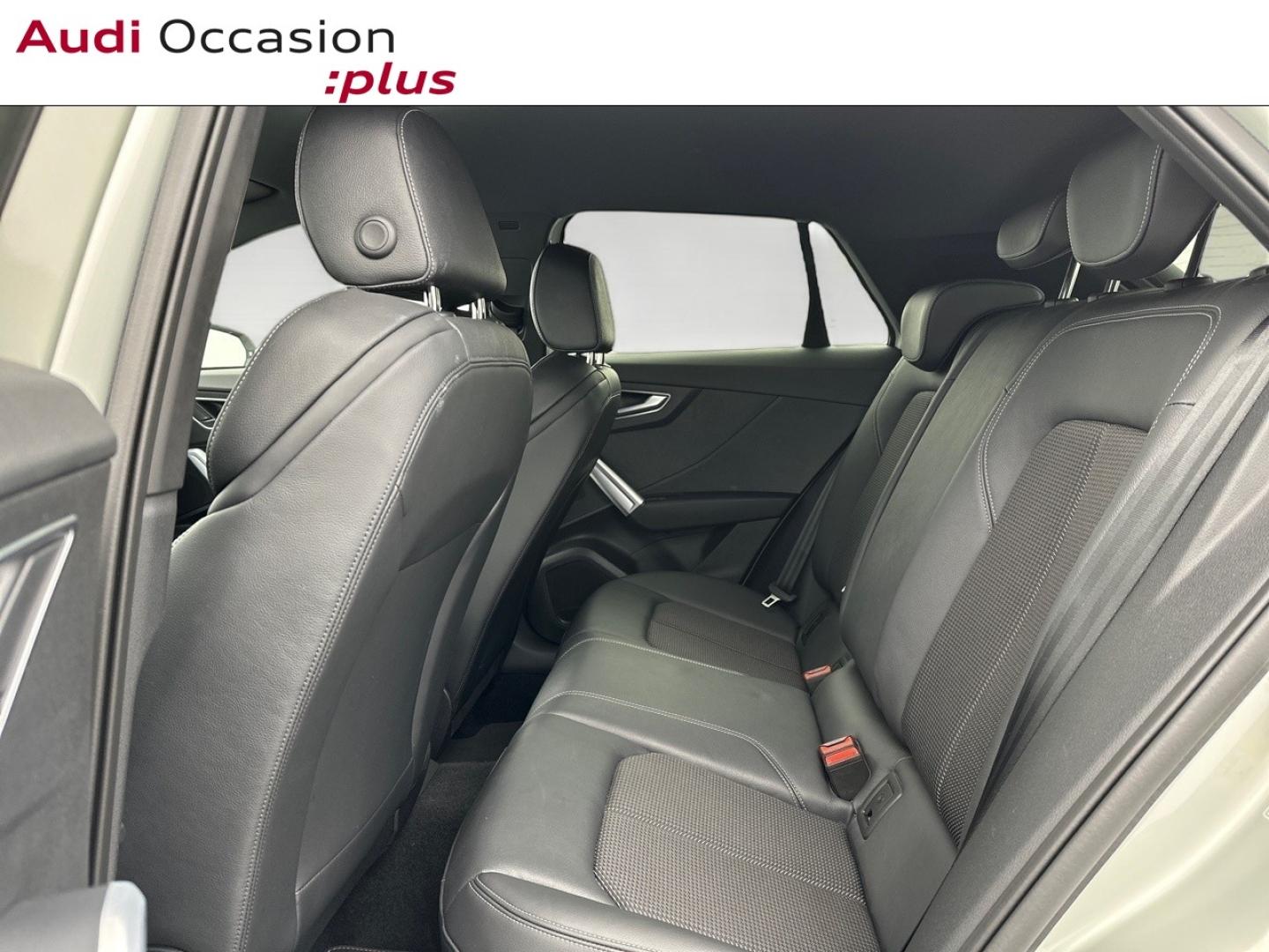 Voitures occasions Audi Q2 S line Paris