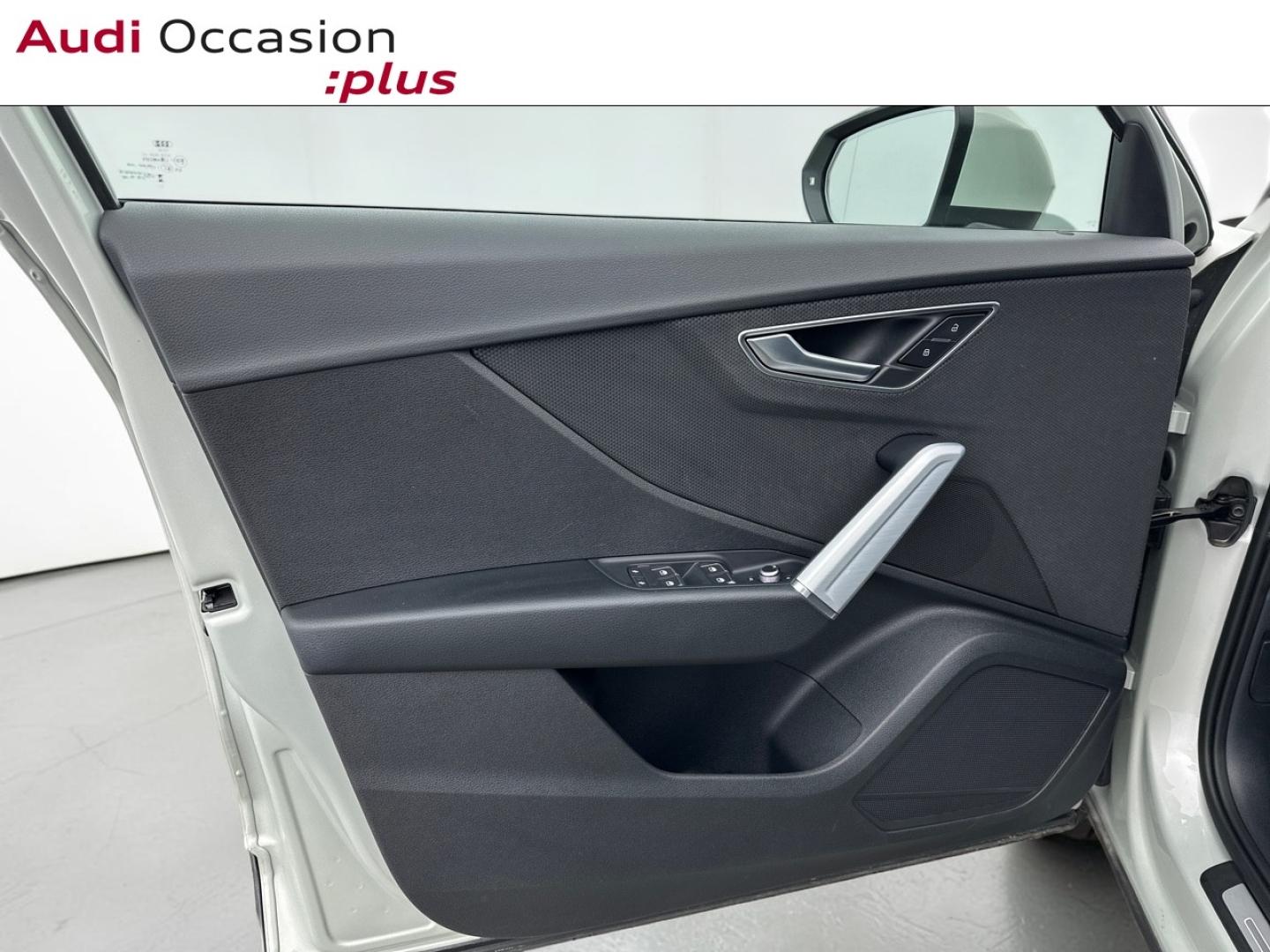 Voitures occasions Audi Q2 S line Paris