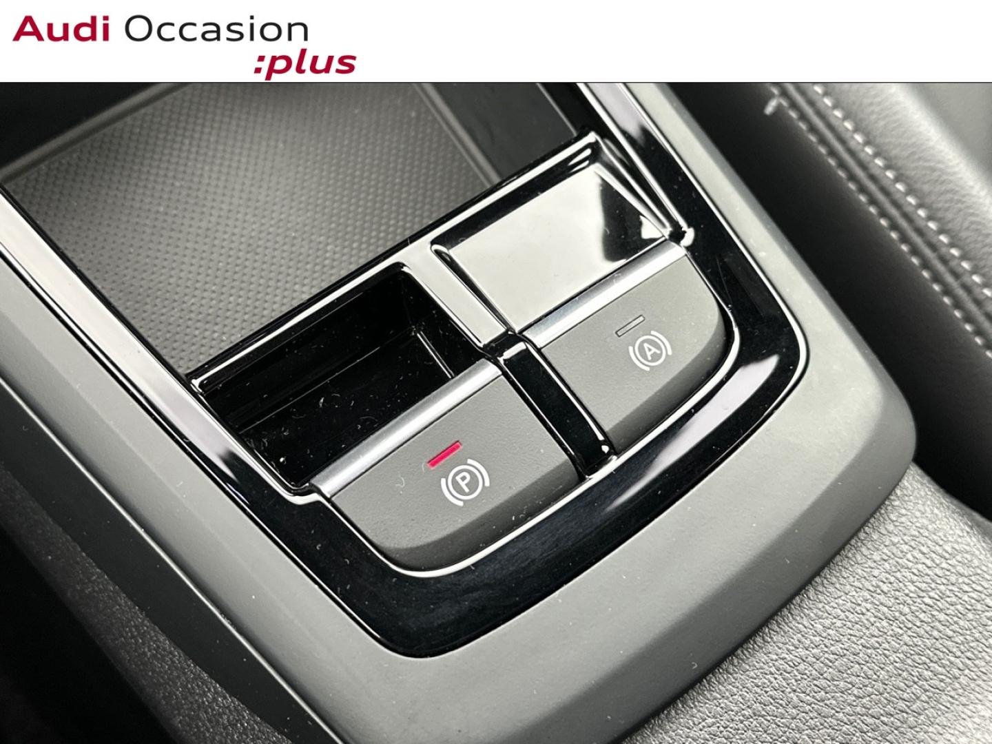 Voitures occasions Audi Q2 S line Paris