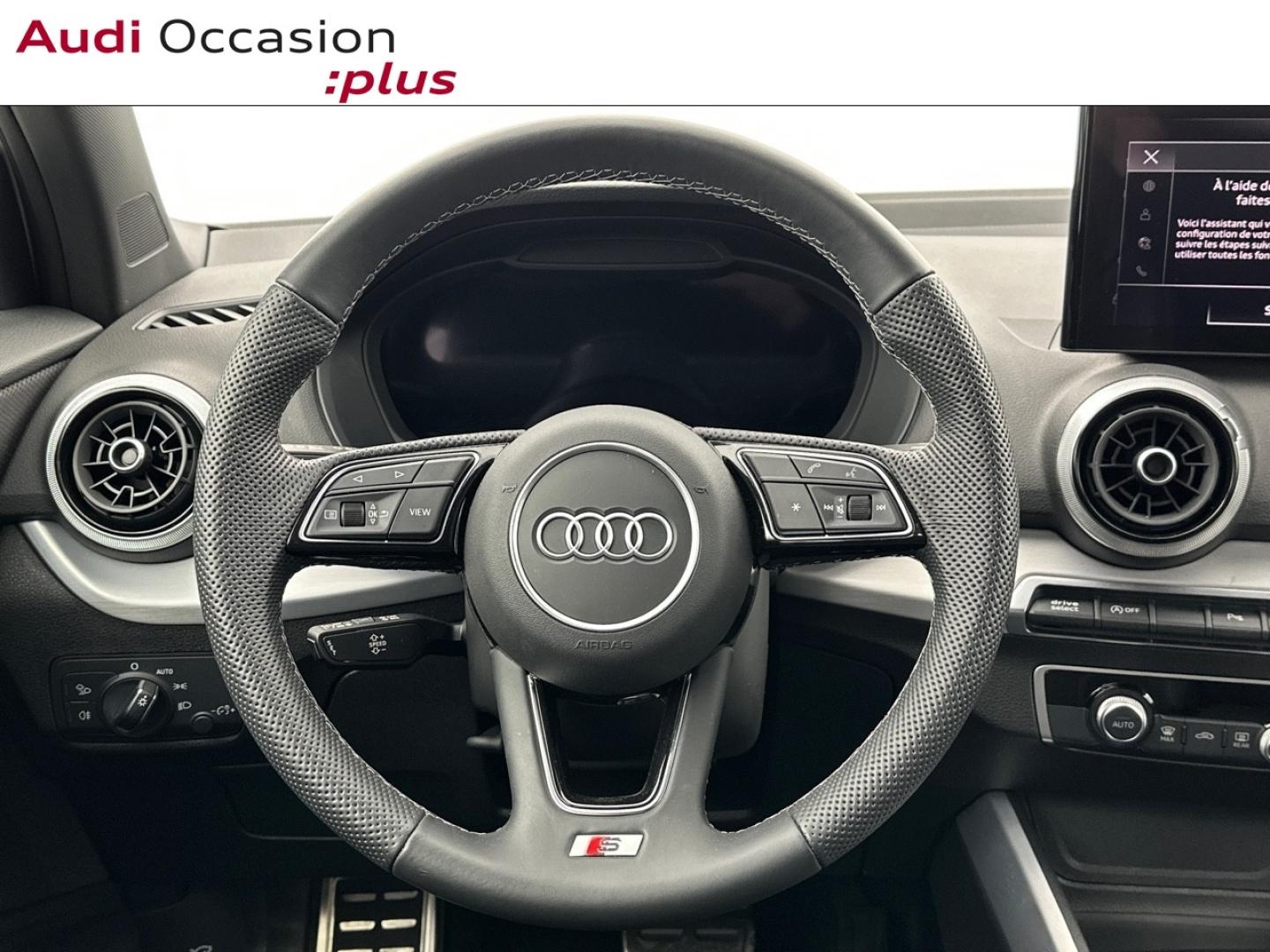 Voitures occasions Audi Q2 S line Paris