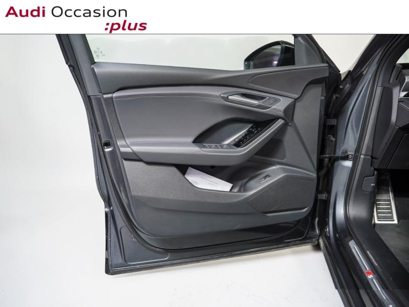 Voitures occasions Audi Q6 e-tron S line Paris
