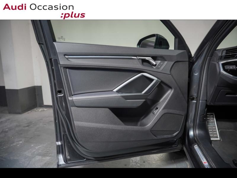 Voitures occasions Audi Q3 S line Paris