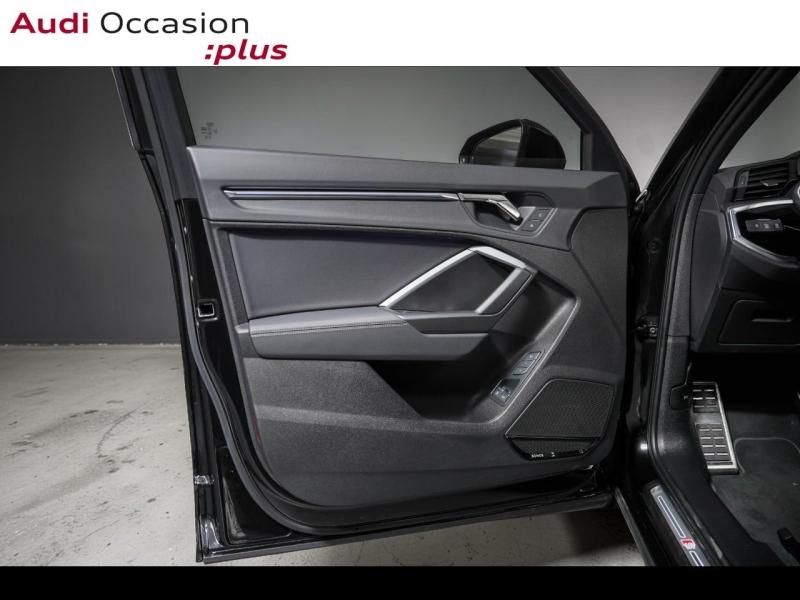 Voitures occasions Audi Q3 S line Paris