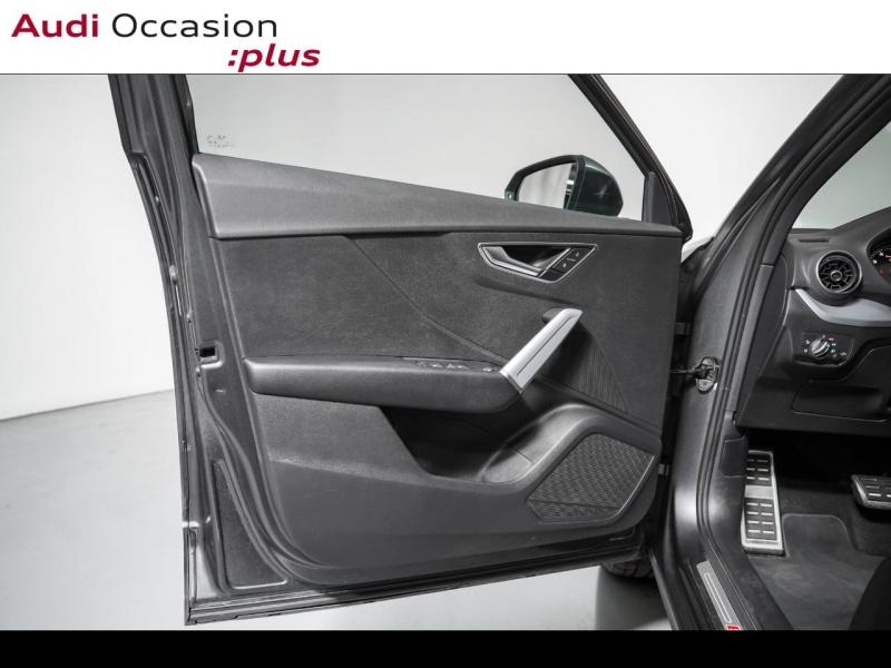 Voitures occasions Audi Q2 S line Paris
