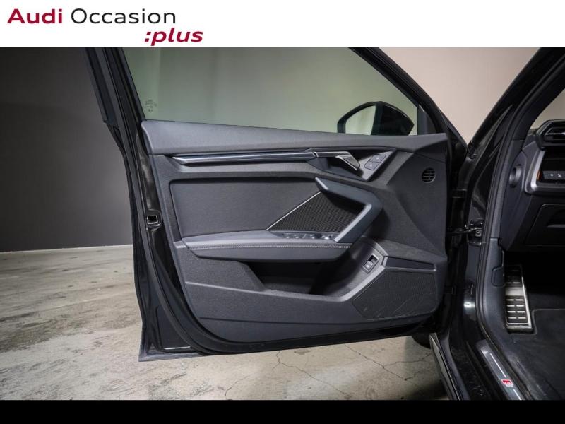 Voitures occasions Audi A3 Sportback S line Paris