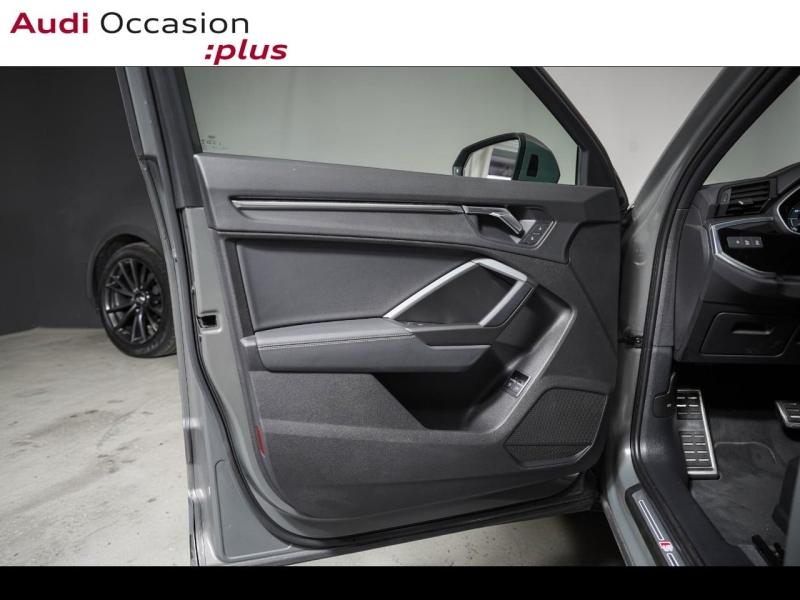 Voitures occasions Audi Q3 Sportback S line Paris