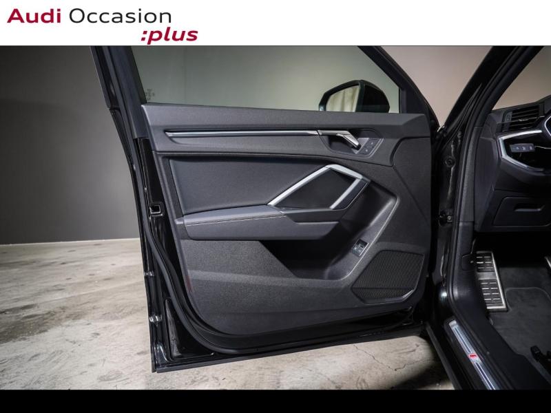 Voitures occasions Audi Q3 Sportback S line Paris