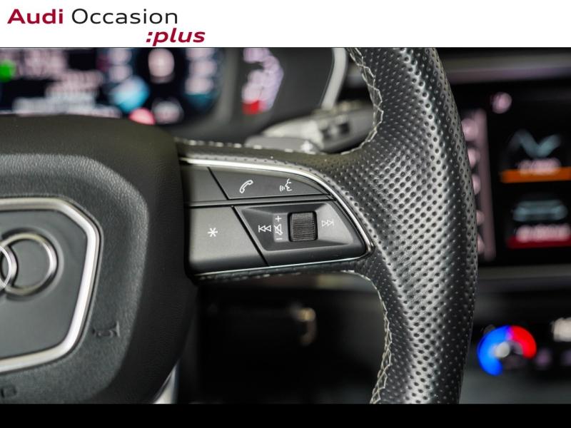 Voitures occasions Audi Q3 Sportback S line Paris