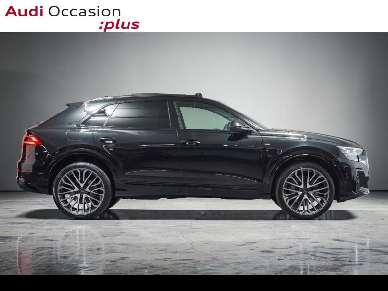 Voitures occasions Audi Q8 S line Paris