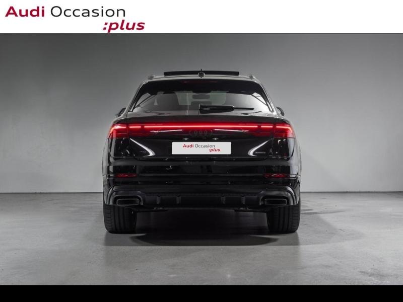 Voitures occasions Audi Q8 S line Paris
