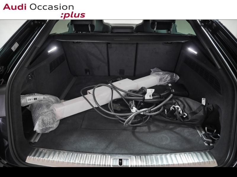 Voitures occasions Audi Q8 S line Paris