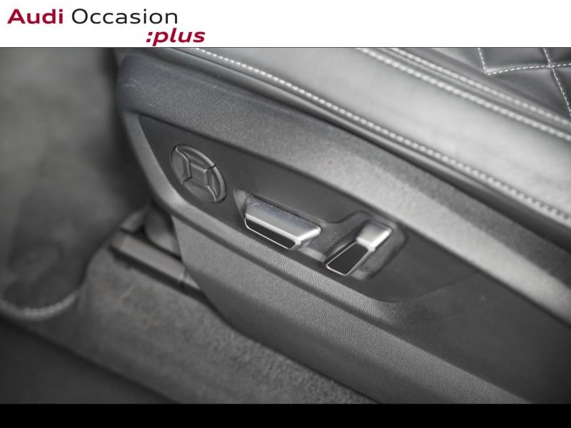Voitures occasions Audi Q8 S line Paris