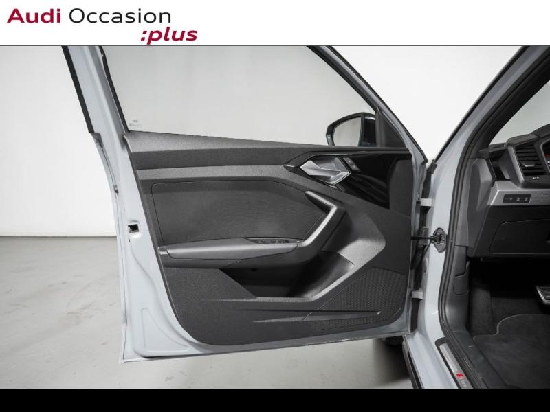 Voitures occasions Audi A1 Sportback S line plus Paris