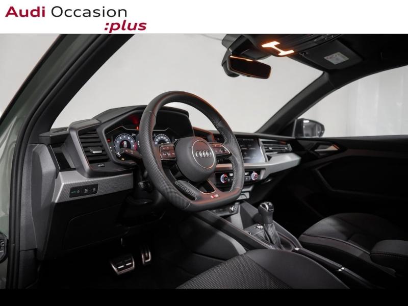 Voitures occasions Audi A1 Sportback S line plus Paris