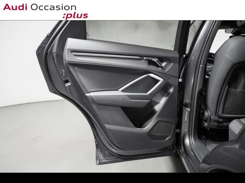 Voitures occasions Audi Q3 Sportback S line Paris
