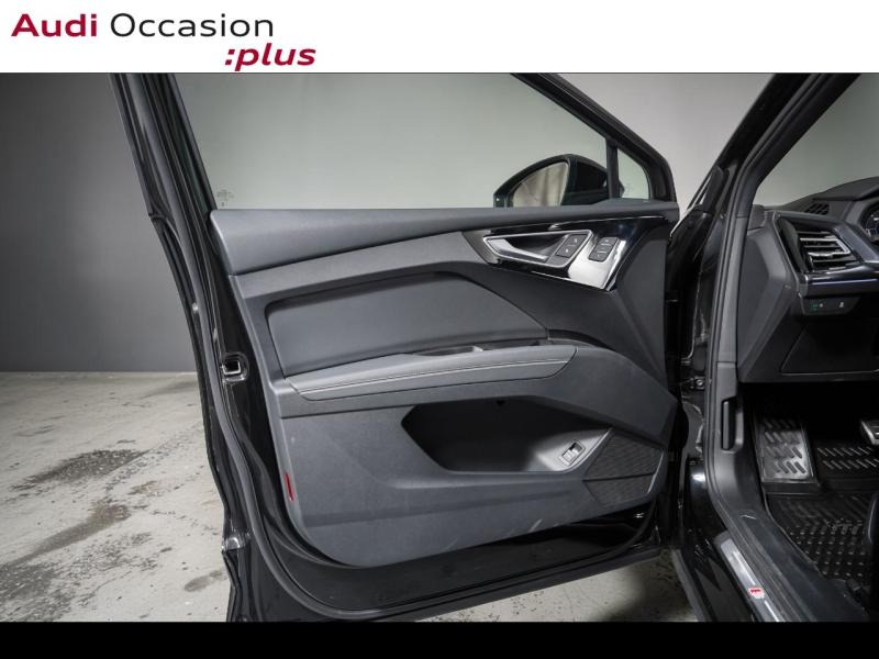Voitures occasions Audi Q4 Sportback e-tron S line Paris