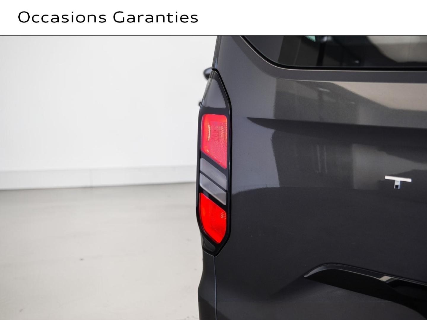 Voitures occasions FORD Transit Custom Kombi Limited Paris