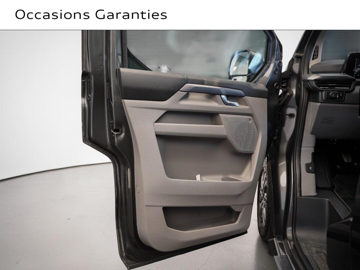 Voitures occasions FORD Transit Custom Kombi Limited Paris