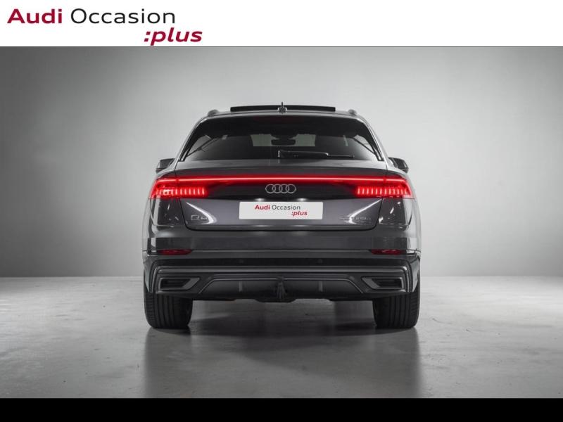 Voitures occasions Audi Q8 S line Paris
