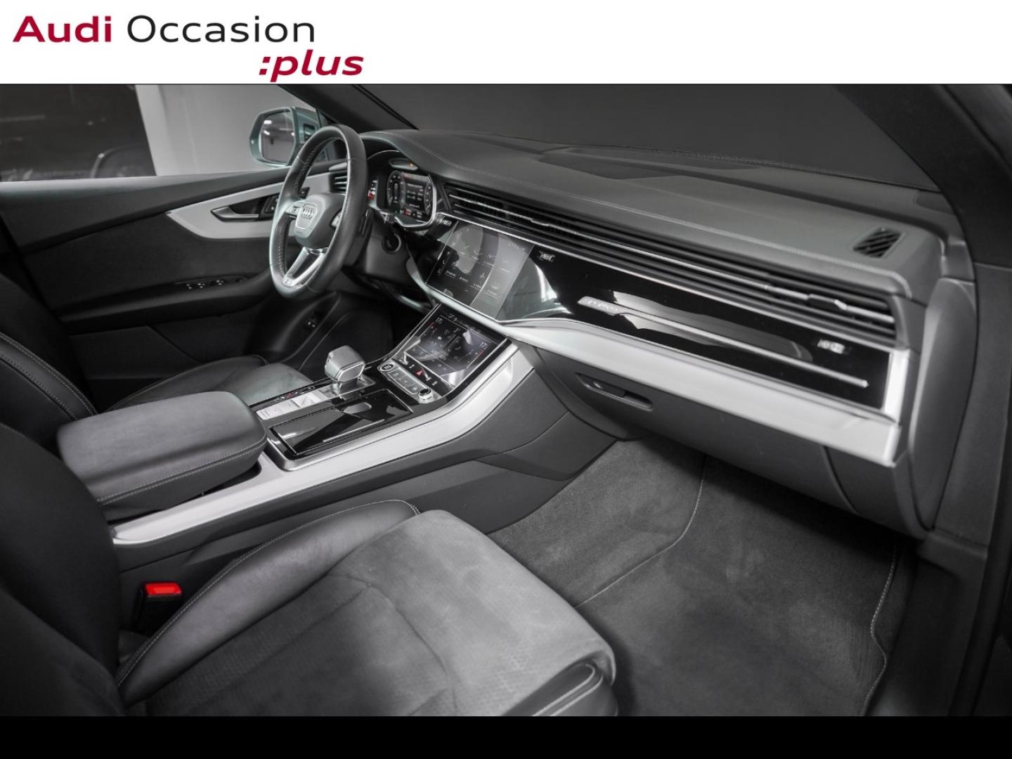 Voitures occasions Audi Q8 S line Paris