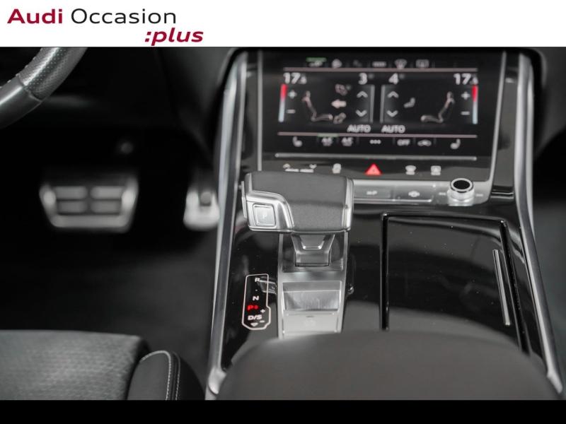 Voitures occasions Audi Q8 S line Paris